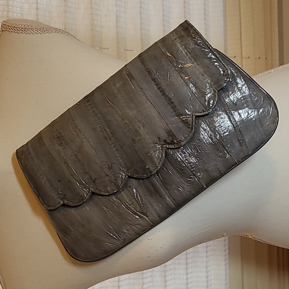 Vintage Toyal Hock eel skin clutch.
